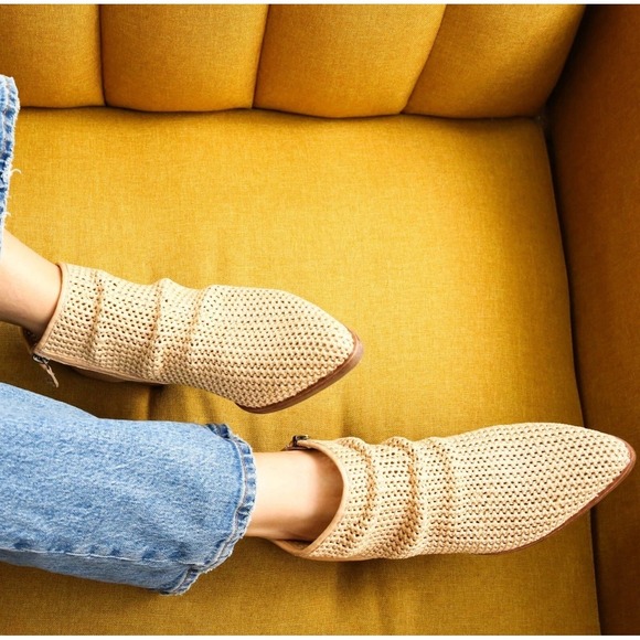 Kelsi Dagger Ego Toast Tan Leather Waffle Mesh Slouch Zip Ankle Booties 6.5 - Picture 1 of 10